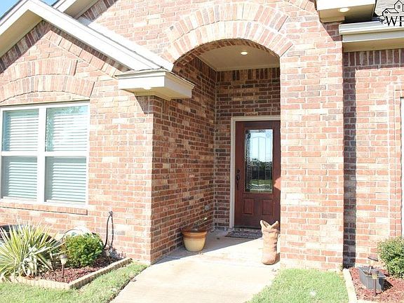 3rd image of 5534 Rhone Dr