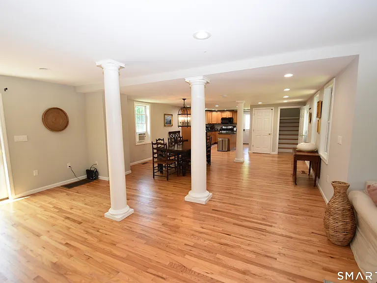 139 Hewitt Rd — Photo 9