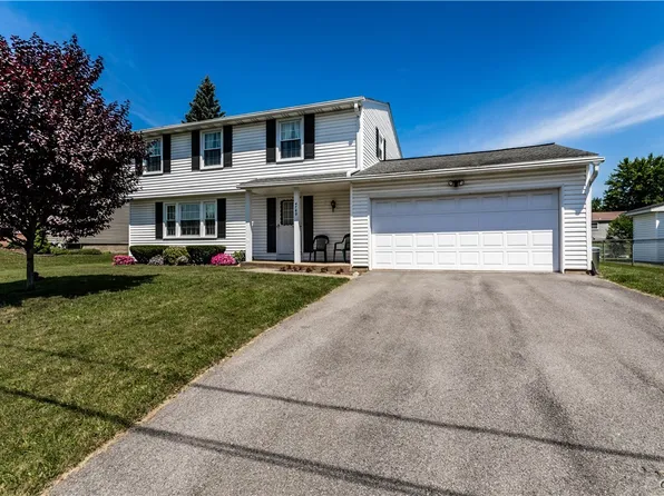 4769 Rosemary Ln, Liverpool, NY 13088