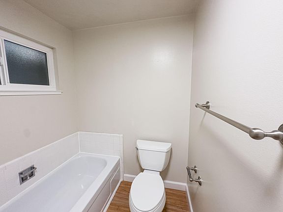 4th image of 1195 Brace Ave APT A