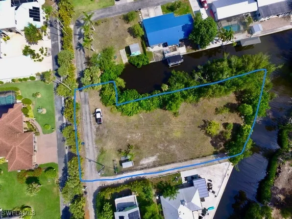 7178 Coon Rd, North Fort Myers, FL 33917