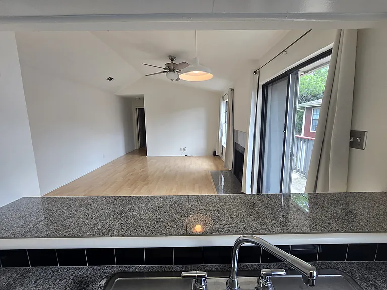 2215 Post Rd #2053 — Photo 6