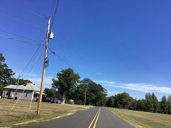 4th image of 1514 Harris Rd