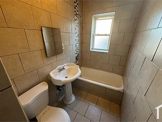 220 Roseville Ave #201 — Photo 5