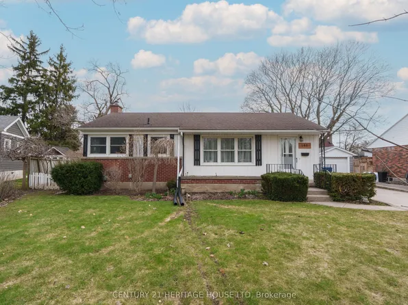 148 Glastonbury Cres, Stratford, ON N5A 6J3