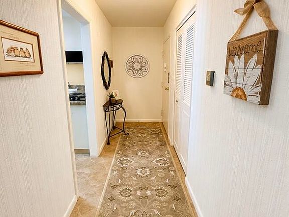 3rd image of 1755 Shawnee Rd APT 211
