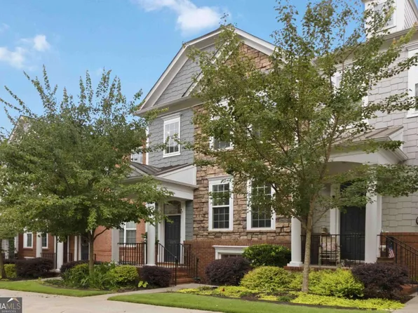 2274 Limehurst Dr, Atlanta, GA 30319