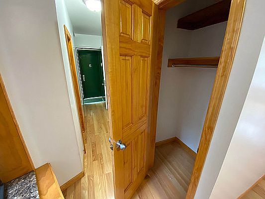 5th image of 315 E 108th St