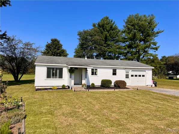 9741 Mill St, Camden, NY 13316
