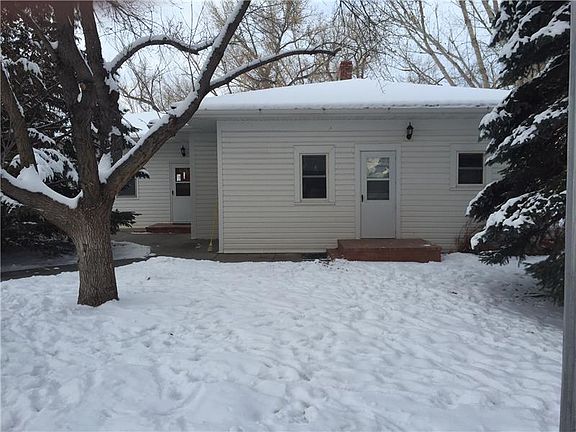 2nd image of 801 1/2 W Big Horn Ave
