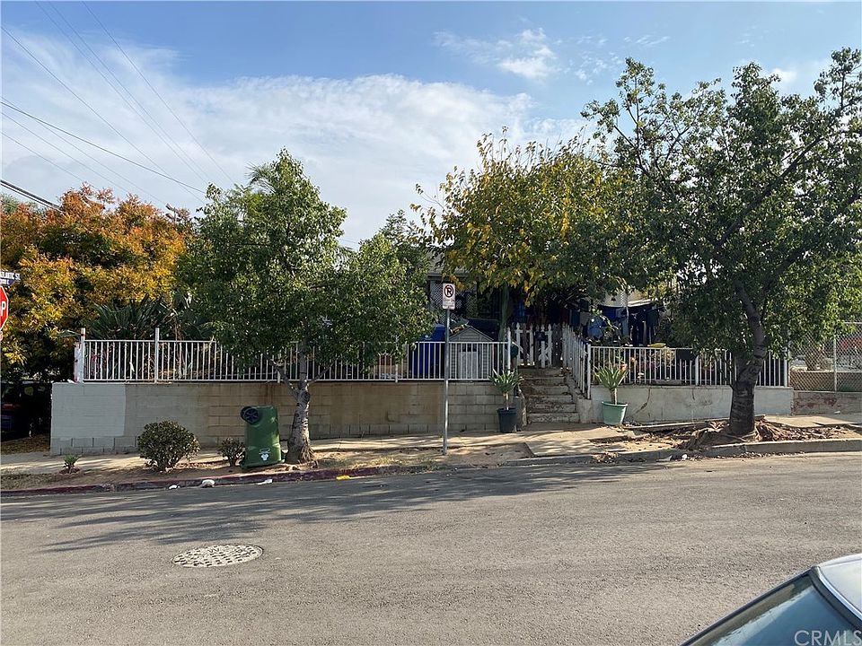 1st image of 1042 S Fresno St