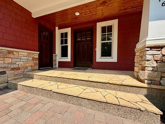 2nd image of 1016 Fox Knoll Dr SW