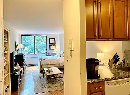 Rented by Corcoran | media 24