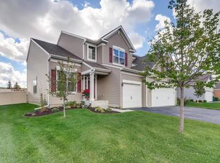 17964 Hydra Ct, Lakeville, MN 55044