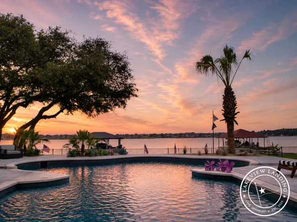 1 Driftwood Ct, Granbury, TX 76049