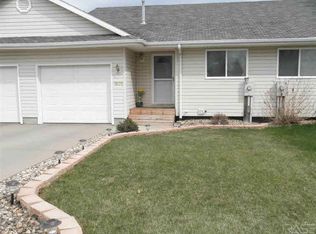 1802 S Campbell Trl, Sioux Falls, SD 57106