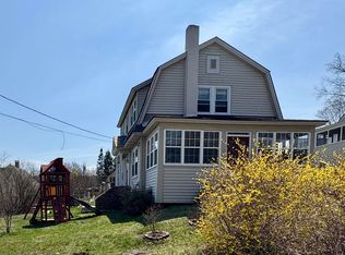12 Wheatley St, Lebanon, NH 03766