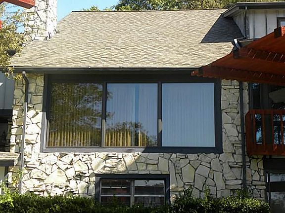 3rd image of 7813 Bayshore Ct