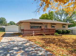 6821 NW 5th Ct, Des Moines, IA 50313
