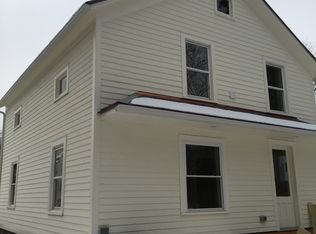 5 Academy Pl, Chatham, NY 12037