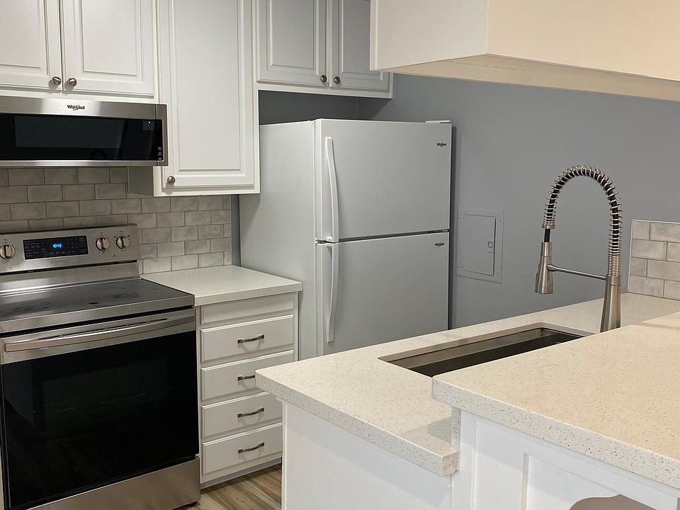 1st image of 443 E Latimer Ave APT 1