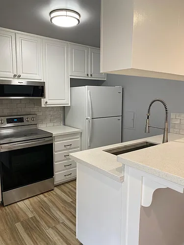 443 E Latimer Ave #1 Photo 1