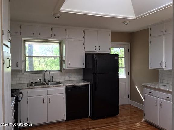 5th image of 1734 Overlook Dr