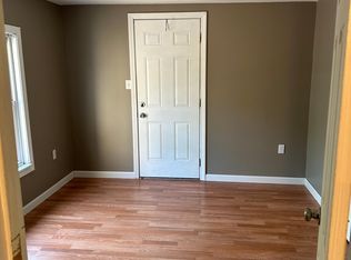 31 High St #2R, Southbridge, MA 01550