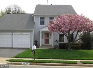 5507 Sequoia Farms Dr, Centreville, VA 20120