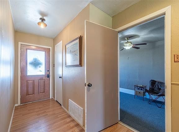 3rd image of 1340 W South Loop