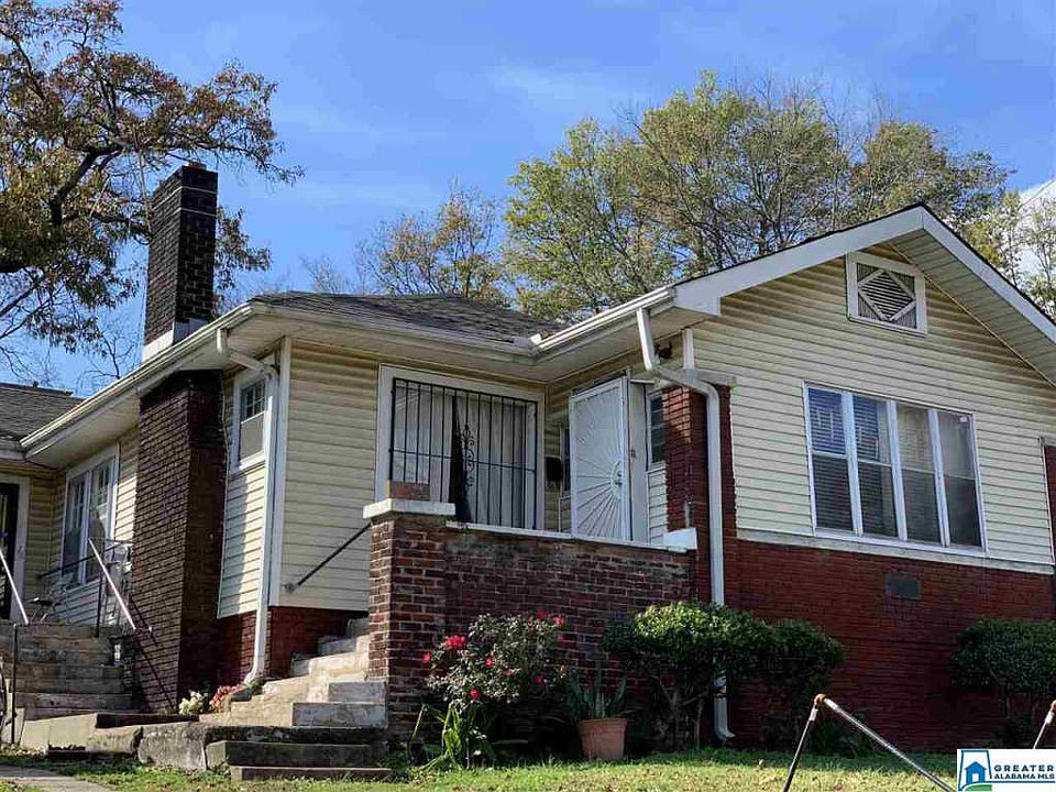 2nd image of 1520 27th St N