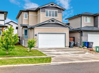 673 Aquitania Blvd W, Lethbridge, AB T1J 5N4