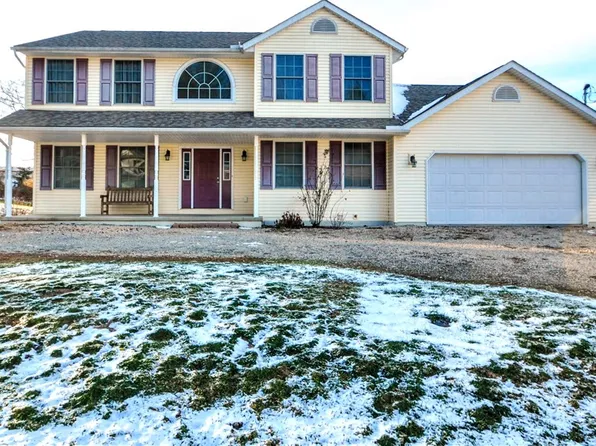 1007 Green St, California, PA 15419