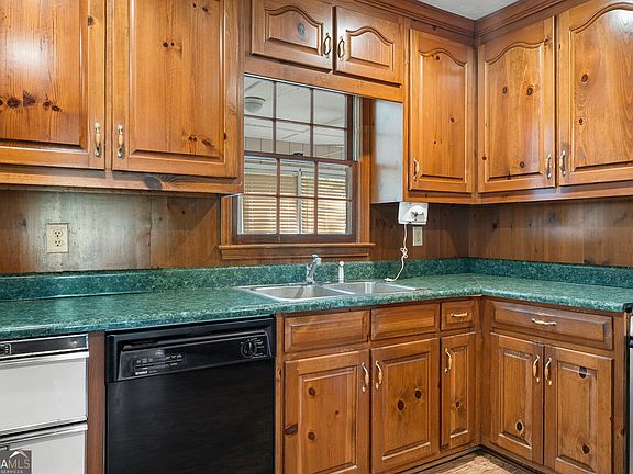 5th image of 151 Plantation Dr