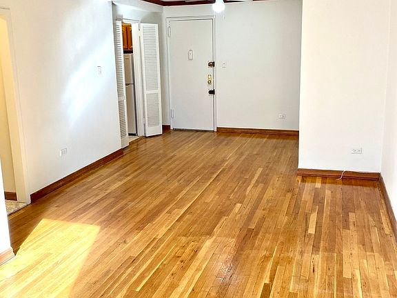3rd image of 200 W 18th St APT 4F