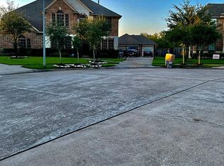 14216 Clear Landing Ln, Rosharon, TX 77583