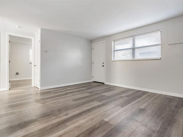 tampa-florida-82046667 picture