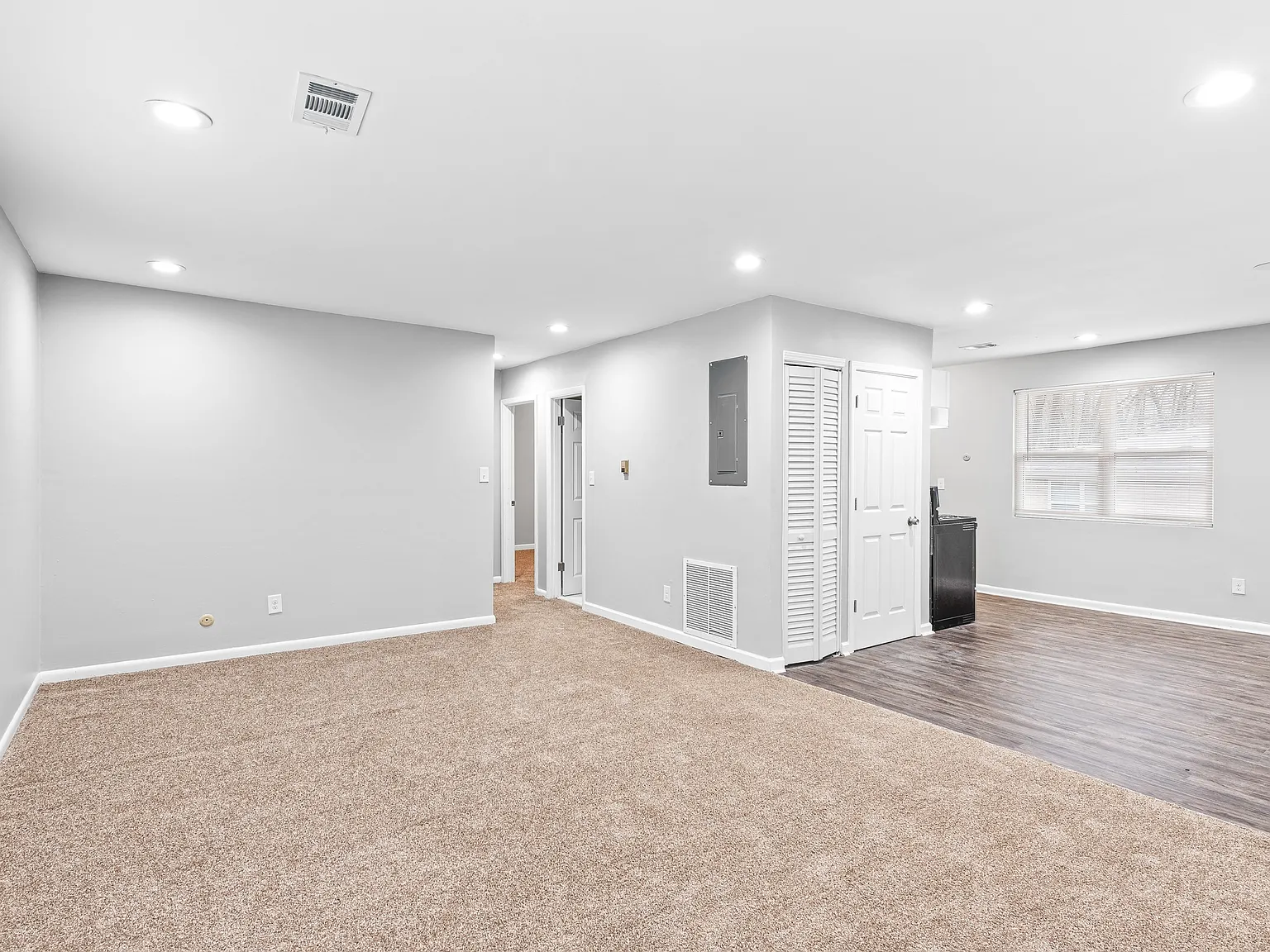 Georgian Oaks Apartments 2 — Photo 3