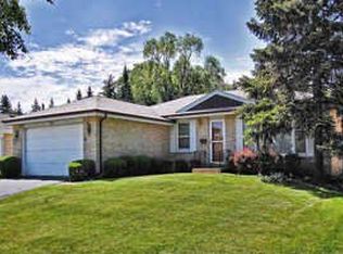 1303 E Thayer St, Mount Prospect, IL 60056