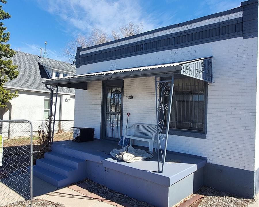 2nd image of 3832 N Cook St