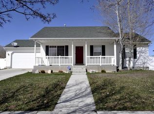 1993 E Partridge Ln, Eagle Mountain, UT 84005