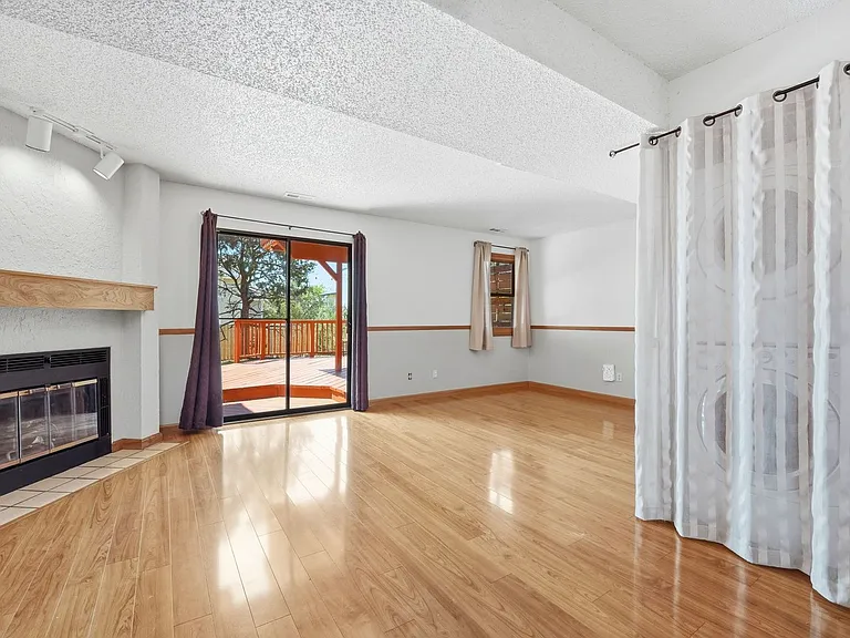 7567 Liberty Bell Dr — Photo 11