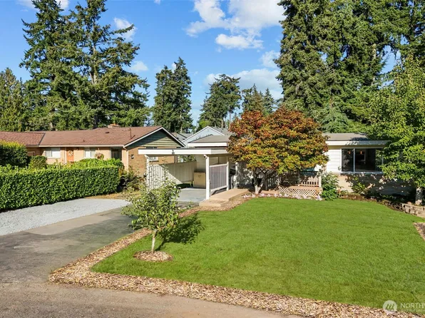 21903 82nd Place W, Edmonds, WA 98026