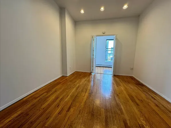 451 West 46th Street image 2 of 11