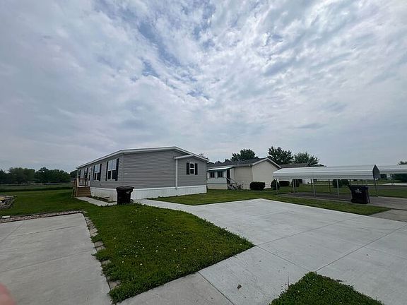 2nd image of 1440 W Plum St #270