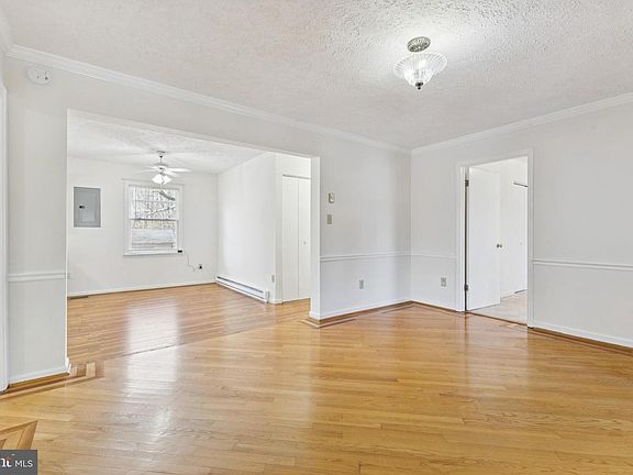 2nd image of 7830 Lake Dr