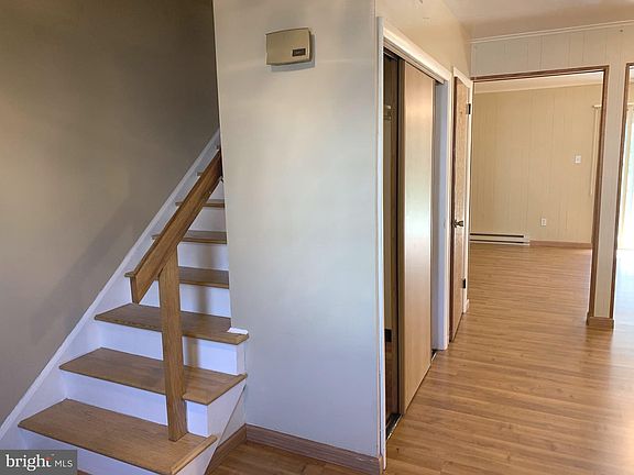 5th image of 107 Bethlehem Ct