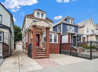 88-44 202nd Street, Hollis, NY 11423