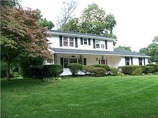 1st image of 2618 Majestic Dr