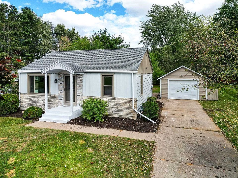 1140 S Evergreen St, Shawano, WI 54166 Zillow